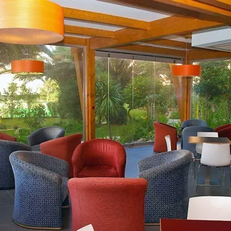 Ξενοδοχείο με διαμερίσματα Rr Club Amarilis