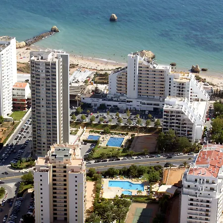 Ξενοδοχείο με διαμερίσματα Rr Club Amarilis