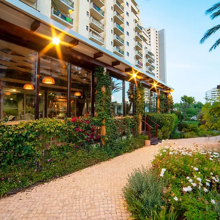 Ξενοδοχείο με διαμερίσματα Rr Club Amarilis